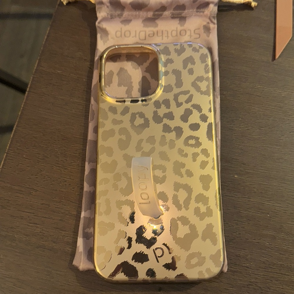 Gold Leopard IPhone 13 Pro Max righty case